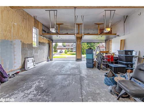 3684 Kimberley Street, Innisfil, ON - Indoor Photo Showing Garage