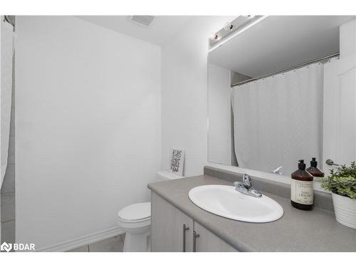 46 Brown Bear Street, Barrie, ON - Indoor Photo Showing Bathroom