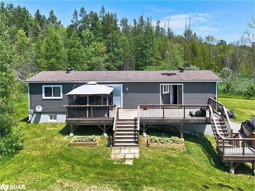 447 13 Line S, Oro-Medonte, ON - Outdoor With Deck Patio Veranda