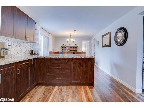 447 13 Line S, Oro-Medonte, ON - Indoor Photo Showing Kitchen