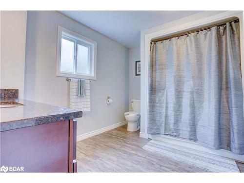 447 13 Line S, Oro-Medonte, ON - Indoor Photo Showing Bathroom