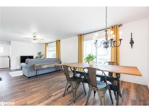 543 Oleary Lane, Victoria Harbour, ON - Indoor Photo Showing Dining Room