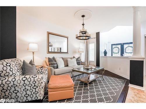 64 Westminster Circle, Barrie, ON - Indoor Photo Showing Living Room