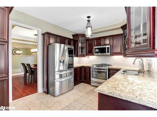 75 Ruffet Drive, Barrie, ON - Indoor Photo Showing Kitchen With Stainless Steel Kitchen With Double Sink With Upgraded Kitchen