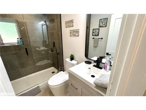 502 River Road E, Wasaga Beach, ON - Indoor Photo Showing Bathroom