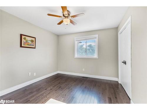 24 Dyer Boulevard, Barrie, ON - Indoor Photo Showing Other Room