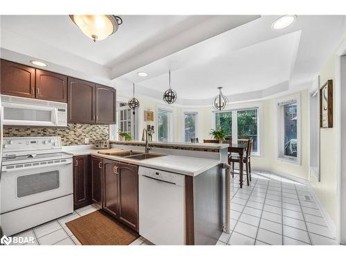 22 Thackeray Crescent, Barrie, ON - Indoor Photo Showing Kitchen With Double Sink