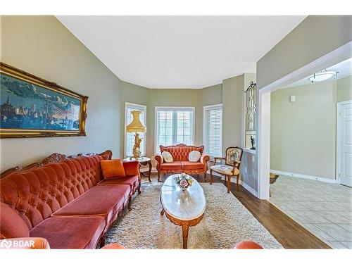 66 Penvill Trail, Barrie, ON - Indoor Photo Showing Living Room