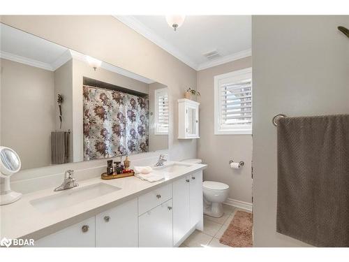 33 Penvill Trail, Barrie, ON - Indoor Photo Showing Bathroom