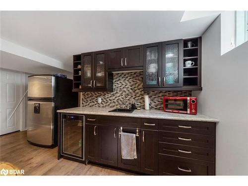 33 Penvill Trail, Barrie, ON - Indoor Photo Showing Kitchen