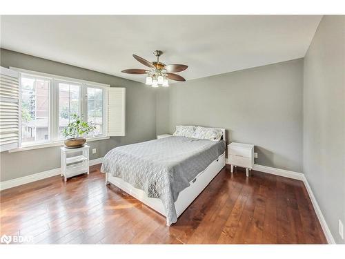 23 Grove Street, Hamilton, ON - Indoor Photo Showing Bedroom