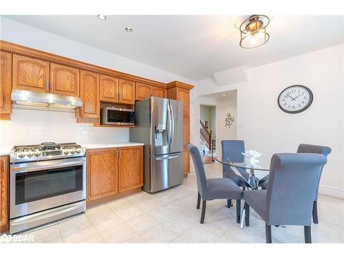 62 Fletcher Crescent, Alliston, ON - Indoor Photo Showing Kitchen