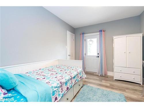 62 Fletcher Crescent, Alliston, ON - Indoor Photo Showing Bedroom