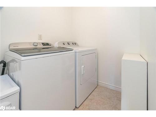 19 Sumac Street, Barrie, ON - Indoor Photo Showing Laundry Room