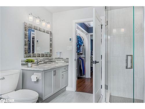 8 Dove Crescent, Barrie, ON - Indoor Photo Showing Bathroom