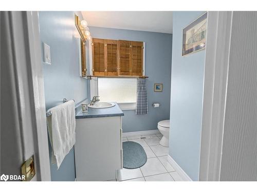 7 Eden Place, Georgetown, ON - Indoor Photo Showing Bathroom