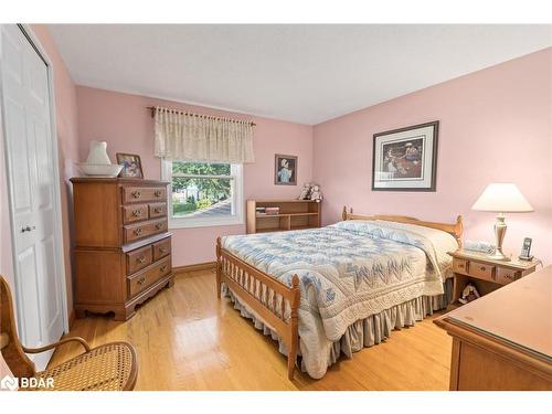 7 Eden Place, Georgetown, ON - Indoor Photo Showing Bedroom