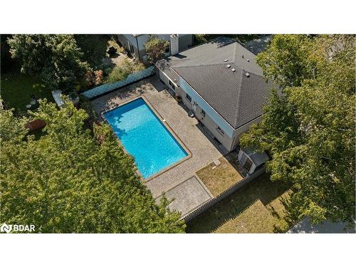 75 Marshall Street, Barrie, ON - Outdoor With In Ground Pool