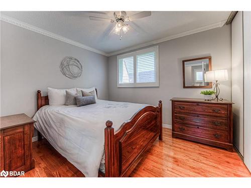 37 Culpepper Drive, Waterloo, ON - Indoor Photo Showing Bedroom