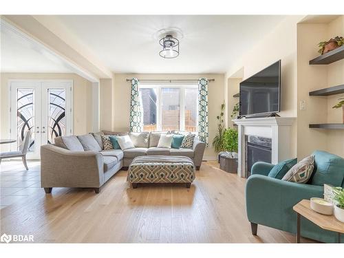 170 Stevenson Crescent, Bradford, ON - Indoor Photo Showing Living Room With Fireplace