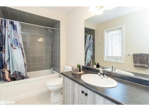 170 Stevenson Crescent, Bradford, ON - Indoor Photo Showing Bathroom