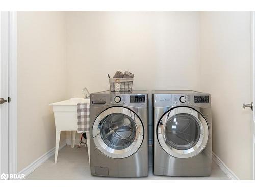 170 Stevenson Crescent, Bradford, ON - Indoor Photo Showing Laundry Room