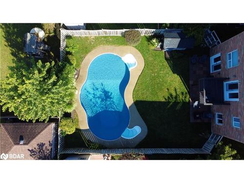 289 Pringle Drive, Barrie, ON - Outdoor With In Ground Pool