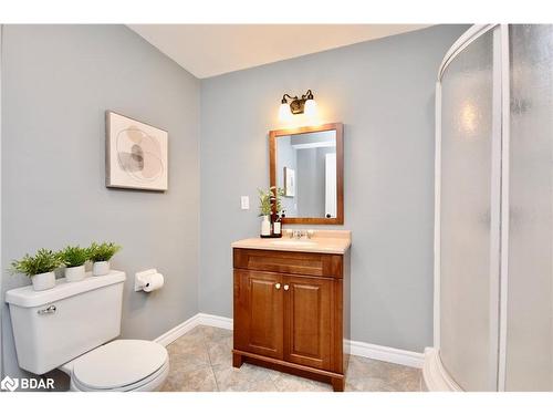 289 Pringle Drive, Barrie, ON - Indoor Photo Showing Bathroom