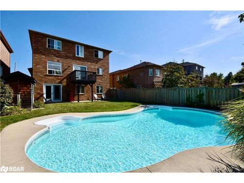 289 Pringle Drive, Barrie, ON - Outdoor With In Ground Pool With Backyard