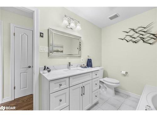 5 Kenwell Court, Wasaga Beach, ON - Indoor Photo Showing Bathroom