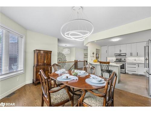 5 Kenwell Court, Wasaga Beach, ON - Indoor Photo Showing Dining Room