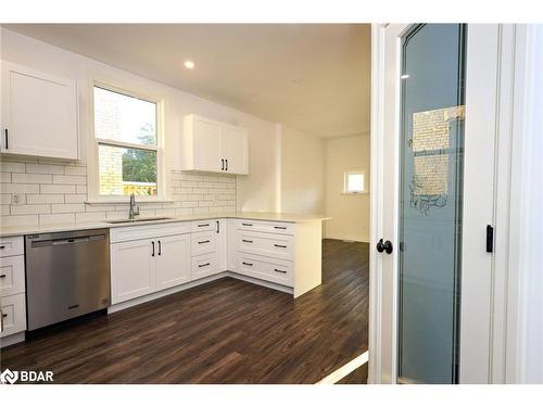 231 Waterloo Street, London, ON - Indoor Photo Showing Kitchen