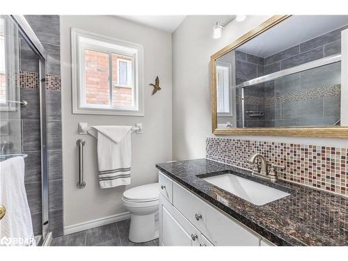 49 Wallwins Way, Barrie, ON - Indoor Photo Showing Bathroom