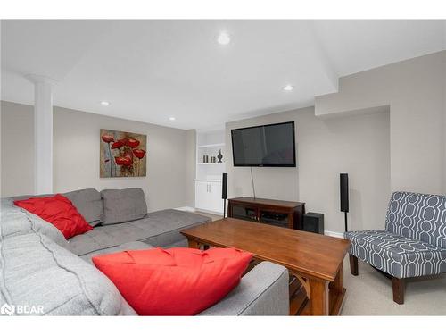 11 Hawkins Drive, Barrie, ON - Indoor Photo Showing Living Room