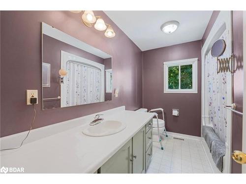 306 Edgehill Drive, Barrie, ON - Indoor Photo Showing Bathroom