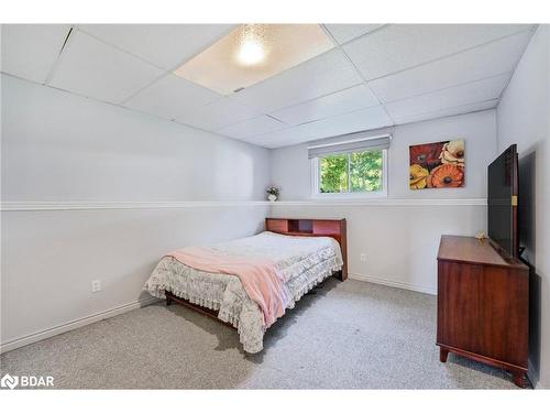 306 Edgehill Drive, Barrie, ON - Indoor Photo Showing Bedroom