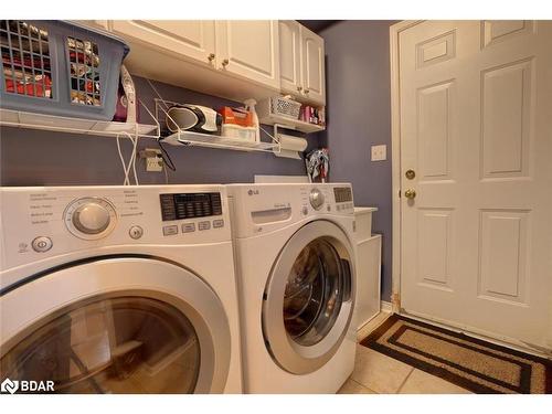 1205 Barnswallow Court, Peel, ON - Indoor Photo Showing Laundry Room