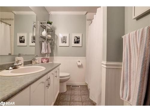 1205 Barnswallow Court, Peel, ON - Indoor Photo Showing Bathroom