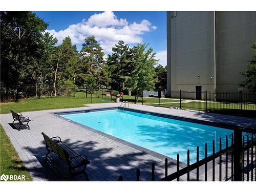 606-2301 Derry Road W, Mississauga, ON - Outdoor With In Ground Pool With Backyard