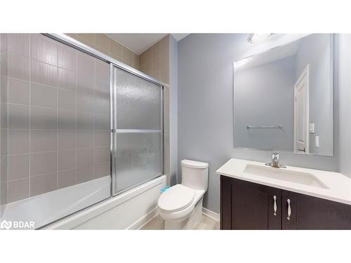 10 Fruitvale Circle, Brampton, ON - Indoor Photo Showing Bathroom