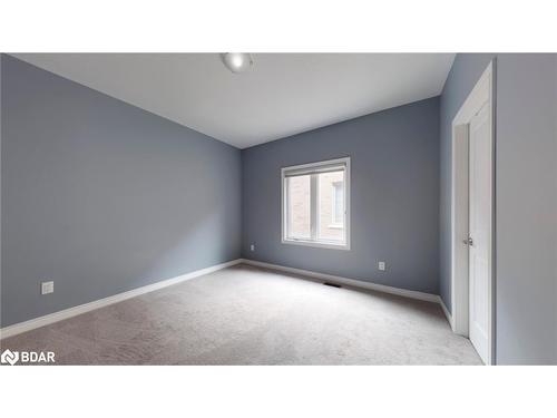 10 Fruitvale Circle, Brampton, ON - Indoor Photo Showing Other Room