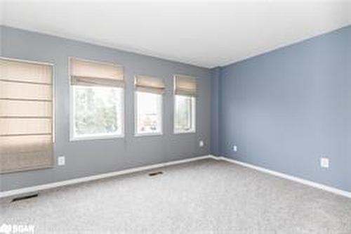 43 Laidlaw Drive, Barrie, ON - Indoor Photo Showing Other Room