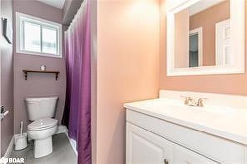 43 Laidlaw Drive, Barrie, ON - Indoor Photo Showing Bathroom