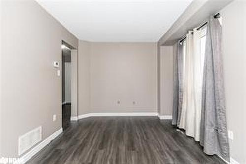 43 Laidlaw Drive, Barrie, ON - Indoor Photo Showing Other Room