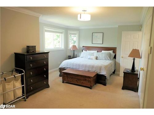 366 Cundles Road W, Barrie, ON - Indoor Photo Showing Bedroom