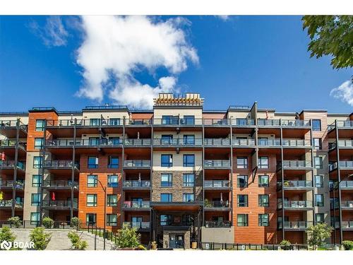 616-302 Essa Road Road, Barrie, ON - Outdoor With Balcony With Facade