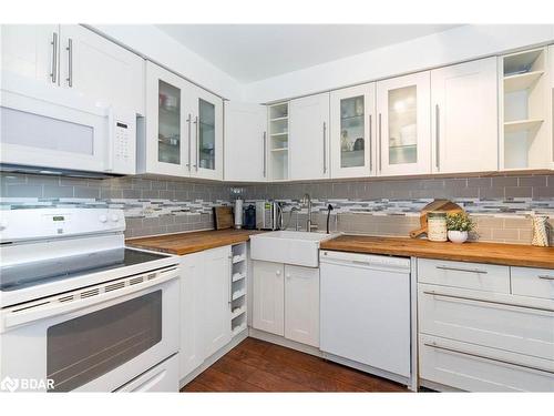 1251 Coleman Court, Innisfil, ON - Indoor Photo Showing Kitchen With Double Sink