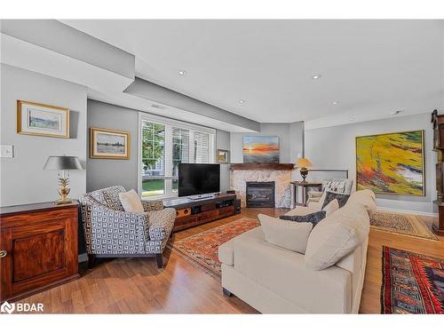 9 Mulligan Lane, Port Severn, ON - Indoor Photo Showing Living Room With Fireplace