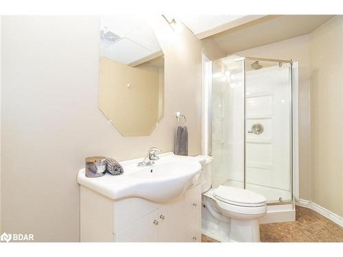 187 Sproule Drive, Barrie, ON - Indoor Photo Showing Bathroom