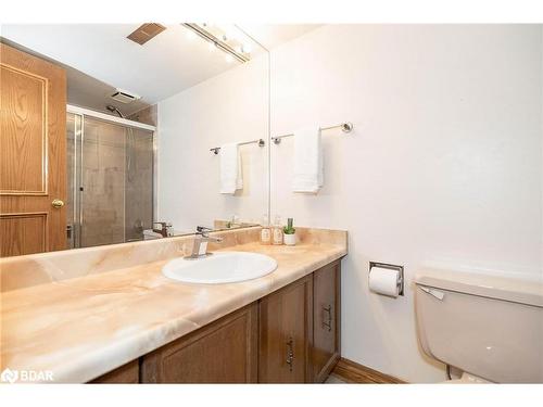 12 Lincoln Place, Unionville, ON - Indoor Photo Showing Bathroom